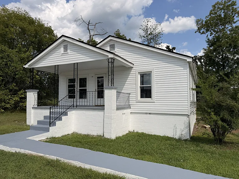 1908 Jenkins Rd — Photo 17