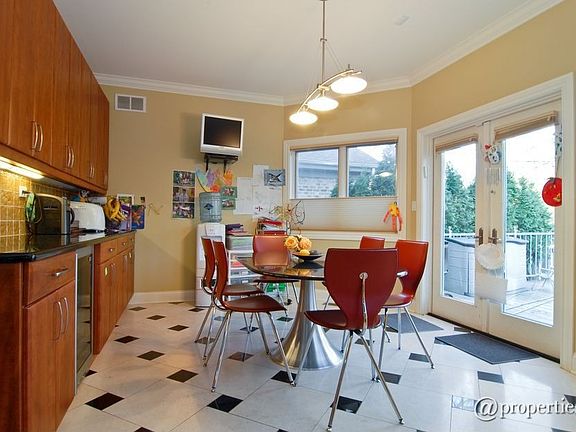 Breakfast Nook