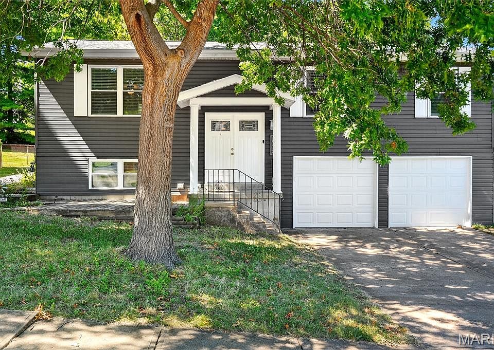 1st image of 3539 Saint Martin Dr