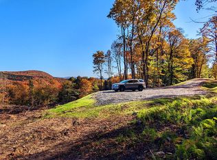 10 Overlook Dr, West Dover, VT 05356