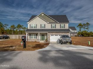 362 Inverness Dr, Hubert, NC 28539