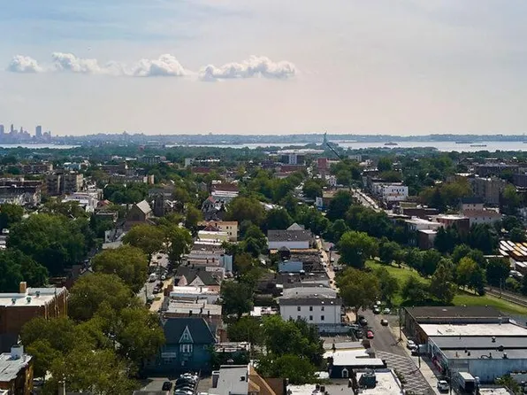 400 Claremont Avenue image 37 of 39