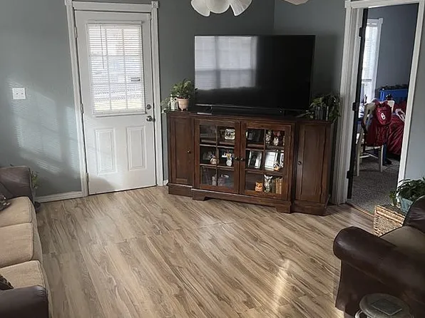 1345 E Ada St, Shawnee, OK 74801
