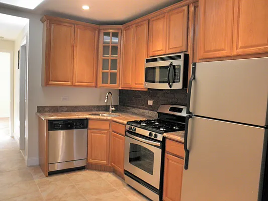 Rented by RV Realty | media 10