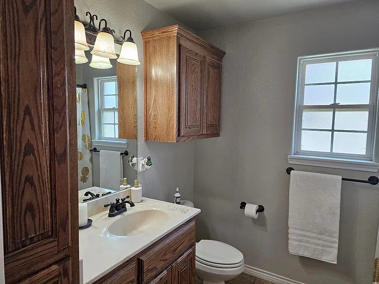 141 Mariposa Dr — Photo 18