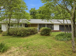 104 Pinehurst Ln, Signal Mountain, TN 37377