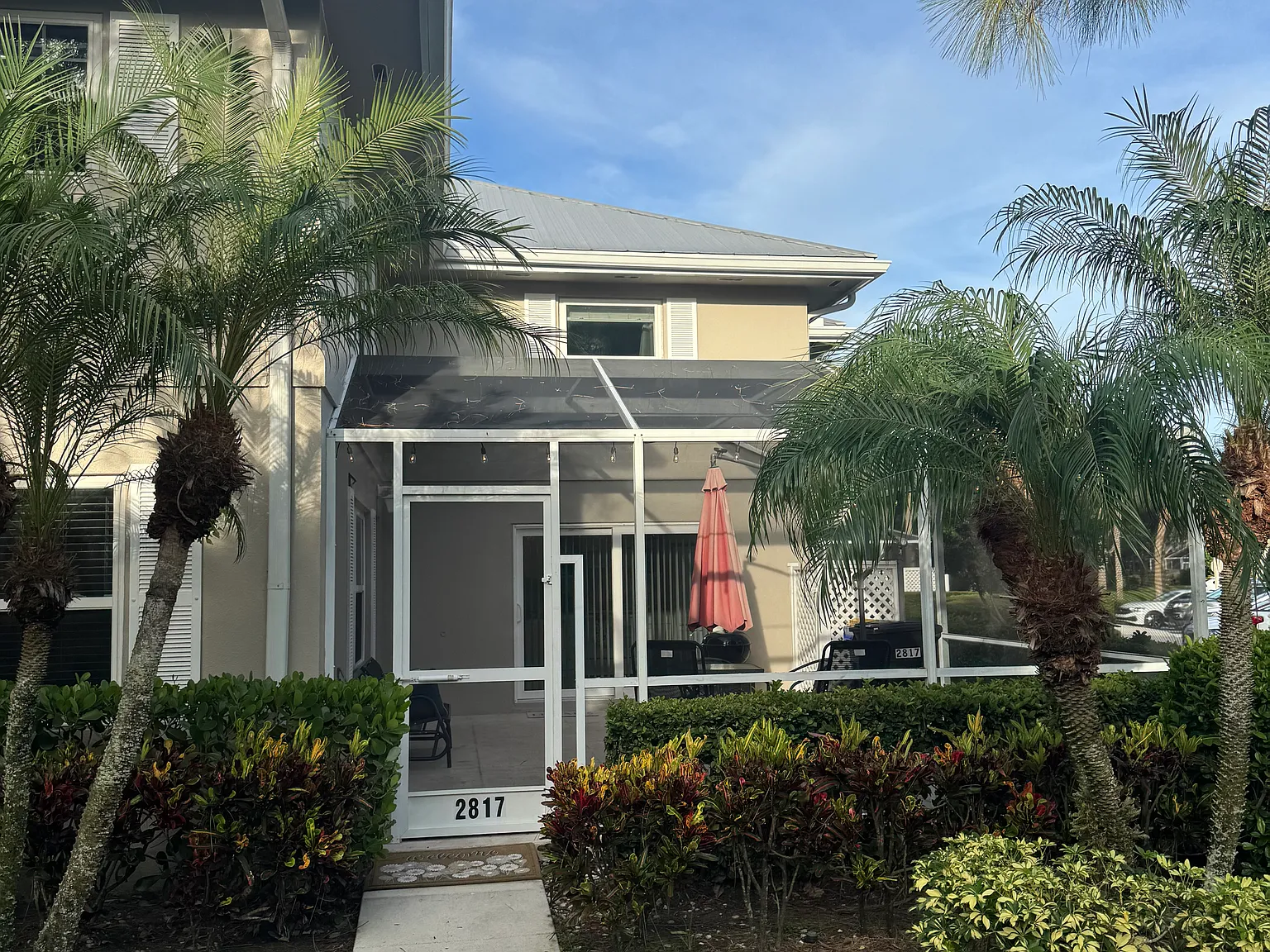 2 bed, 2.5 bath, 1374 sqft, $2,300 — Photo 1