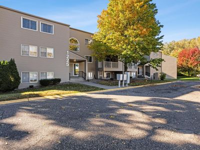 1225 Ferndale St N #B17, Maplewood, MN, 55119