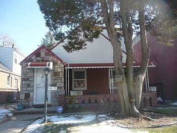 1st image of 11573 223rd St