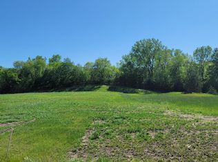 364 Moelter Ln, Hudson, WI 54016