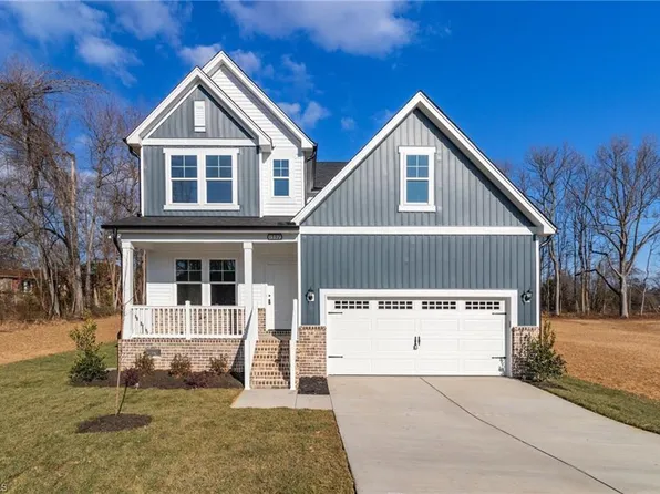1392 Ouray Dr, Kernersville, NC 27284