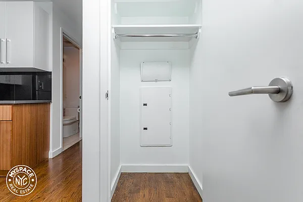 Rented by MySpaceNYC | media 11