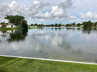 2121 NW 95th Ave, Pembroke Pines, FL 33024