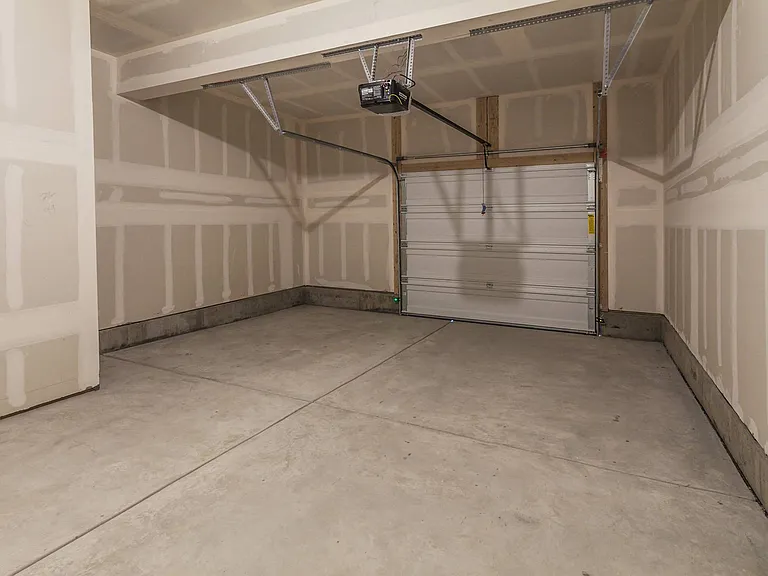 Direct Access to One & Two-Car Garages