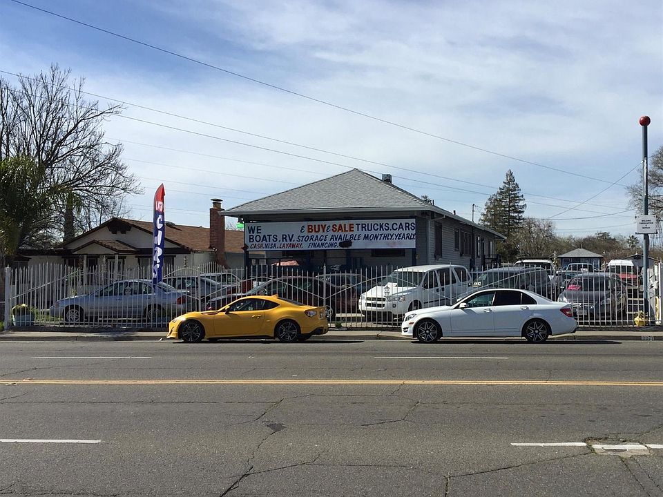 2nd image of 3069 Marysville Blvd