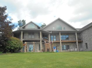 1874 Round Top Rd, Wellsboro, PA 16901