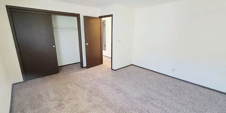 Kimberly Club Apartments — Photo 81