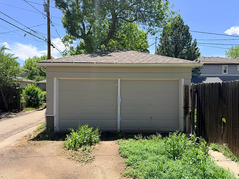Unit includes use of 1 of the 2 bays of the 2-car garage with automatic opener. The other side is only used for storage by landlord for the lawn mower, so you'll pretty much have the garage to yourself.