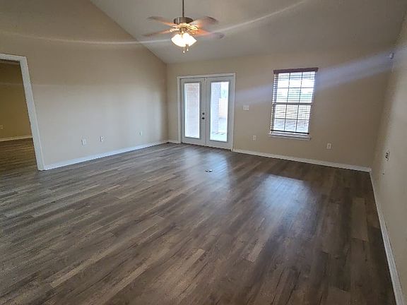 4th image of 111 Kyle Ln