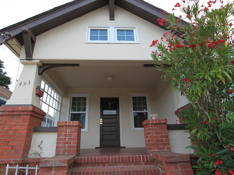 453 Wisnom Ave — Photo 1