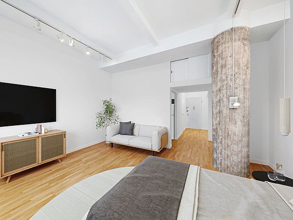3rd image of 250 Mercer St APT B405