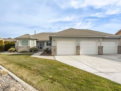 3906 S Morain Loop, Kennewick, WA, 99337