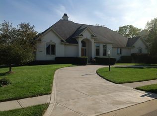 5259 Cherokee Ct, Carmel, IN