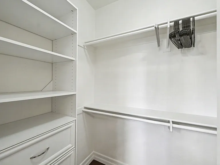 24731 Valleywalk St #6 — Photo 20