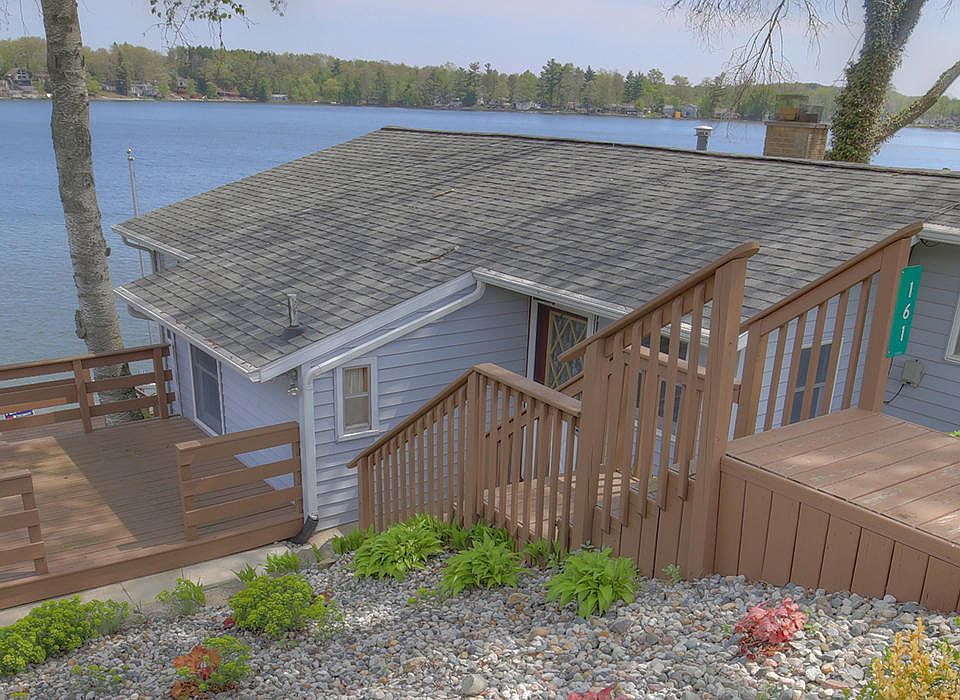 1st image of 2803 Lakeside Dr