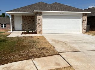 1203 Tortoise Wood Rd, Norman, OK 73071