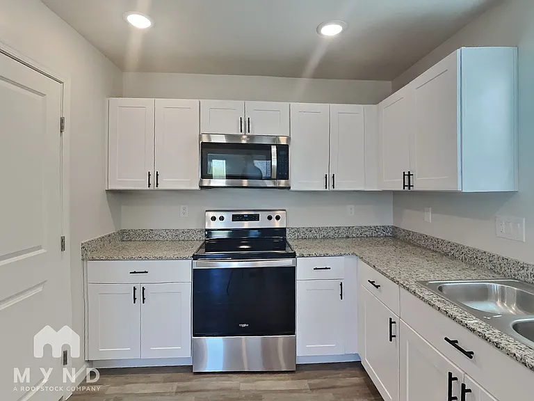 11164 W Arvada Dr — Photo 5