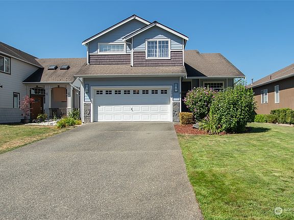 3rd image of 18818 94TH Avenue E