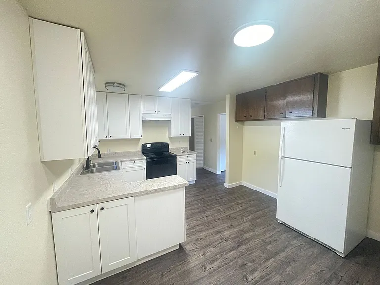 4590 Excelsior Rd — Photo 7