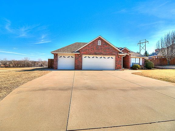 3 car garage
