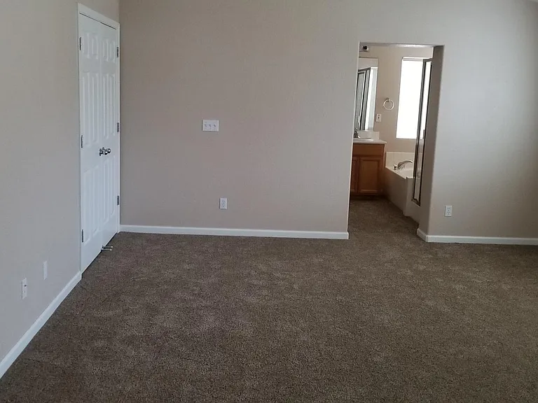 1153 Powell Ct — Photo 11