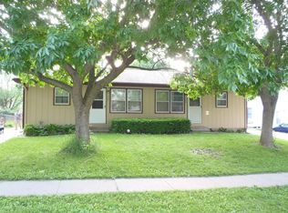 2261 Taylor Dr, Iowa City, IA 52240