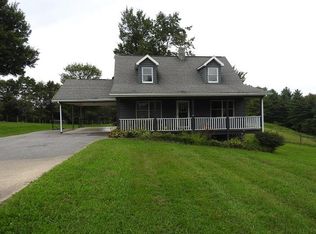 1616 Fairview Rd, Galax, VA 24333