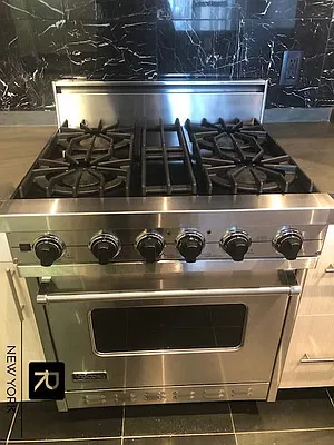 Rented by R New York | media 23