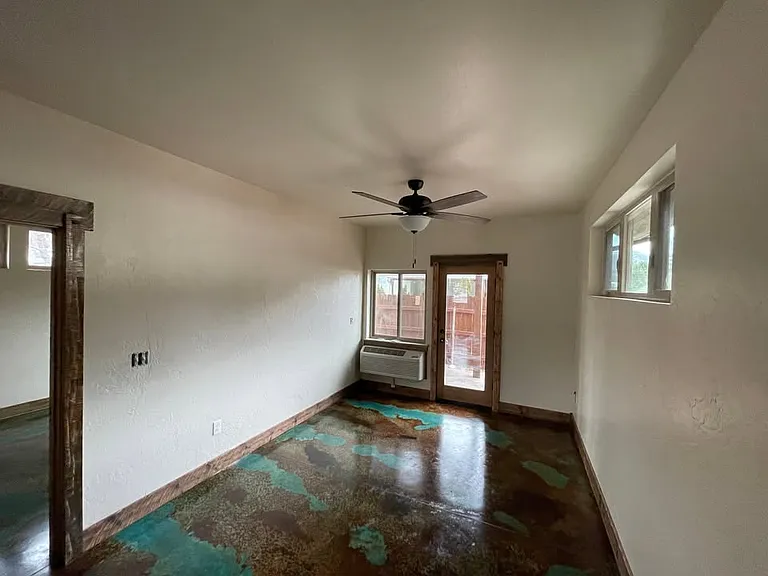 597 Iowa Ave #1 — Photo 14