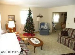 2525 E Hills Dr, Williamsport, PA 17701