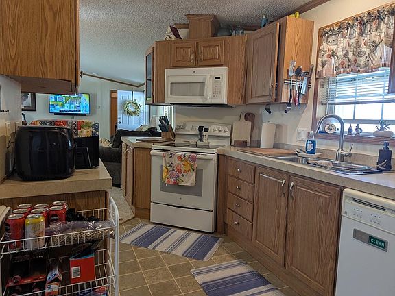 5th image of 435 32nd Rd Unit 628