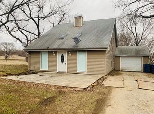 410 S Caney St, Copan, OK 74022