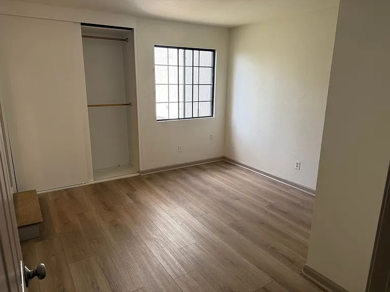 4032 Ampudia St — Photo 30