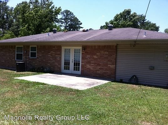 5th image of 1417 Camelia Dr