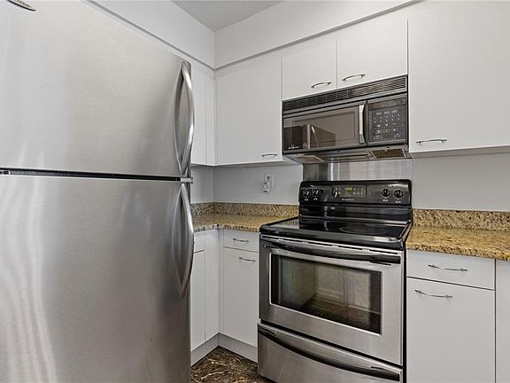 5th image of 2870 Pharr Ct S #Nw-1209