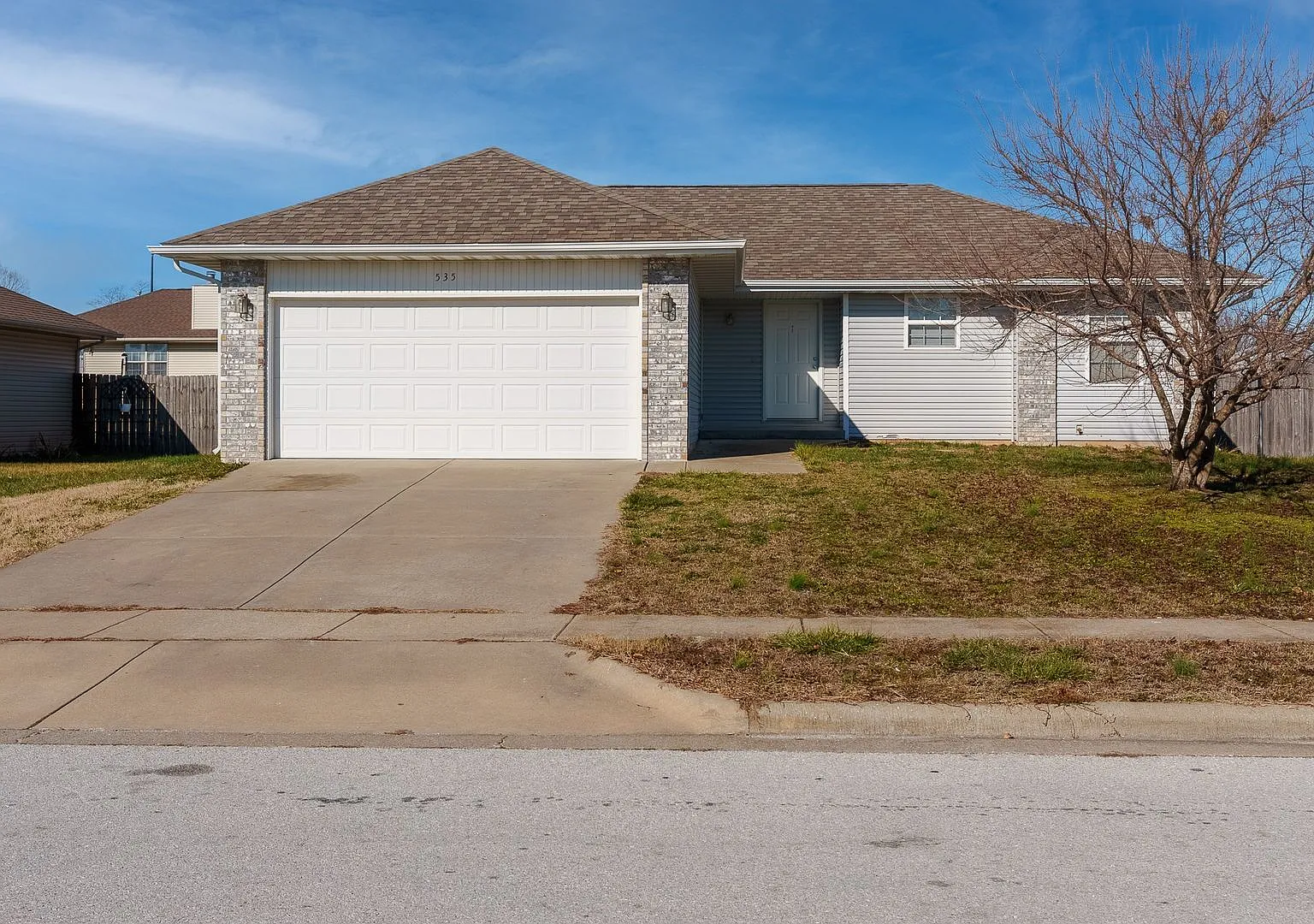 3-Bed, 2-Bath Home for Rent in Northeast Republic Close to Hwy 60 — Photo 1