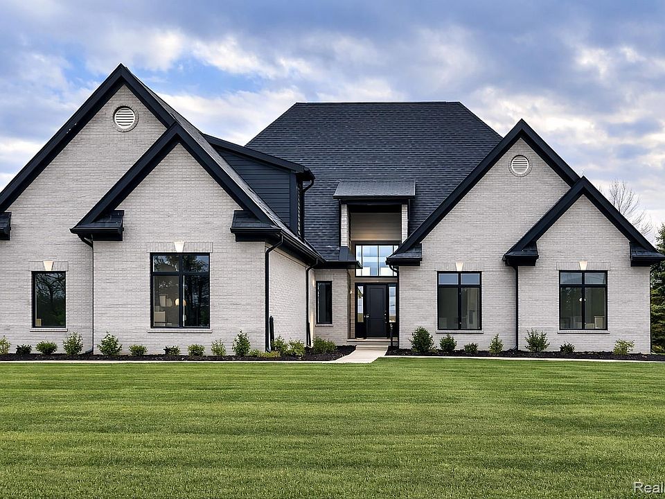 1st image of 72859 Sorrel Dr