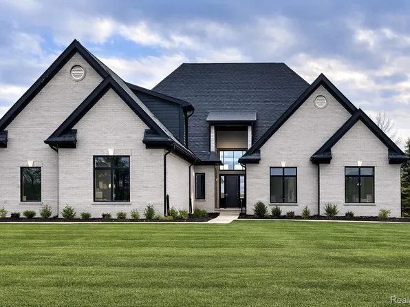 72859 Sorrel Dr, Romeo, MI 48065