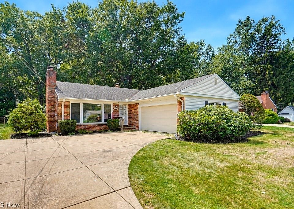 1st image of 23869 Bonny Bank Dr