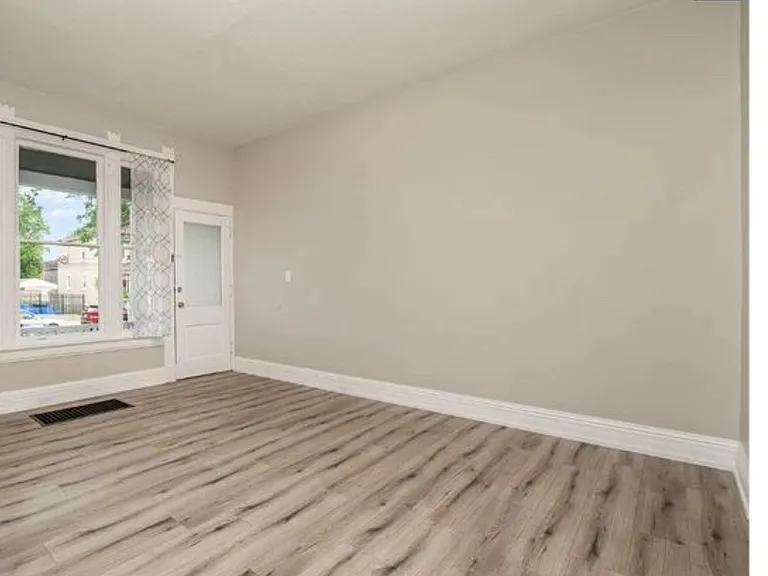 1811 Scott Blvd #1 — Photo 7